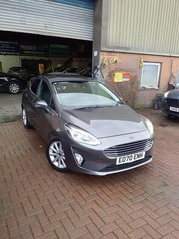 Used Ford Fiesta Titanium 95 HP (69 kW) 2020 Grey Hatchback