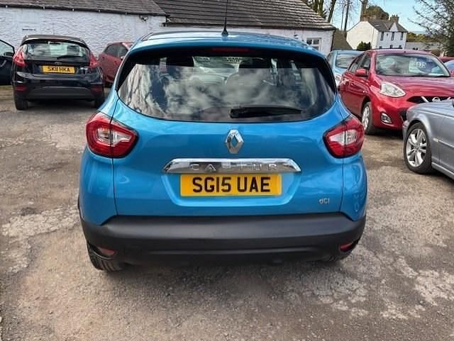 Used Renault Captur Dynamique 90 HP (66 kW) 2015 Blue SUV