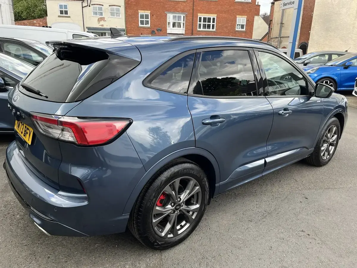 Used Ford Kuga ST-Line 150 HP (110 kW) 2024 Blue SUV