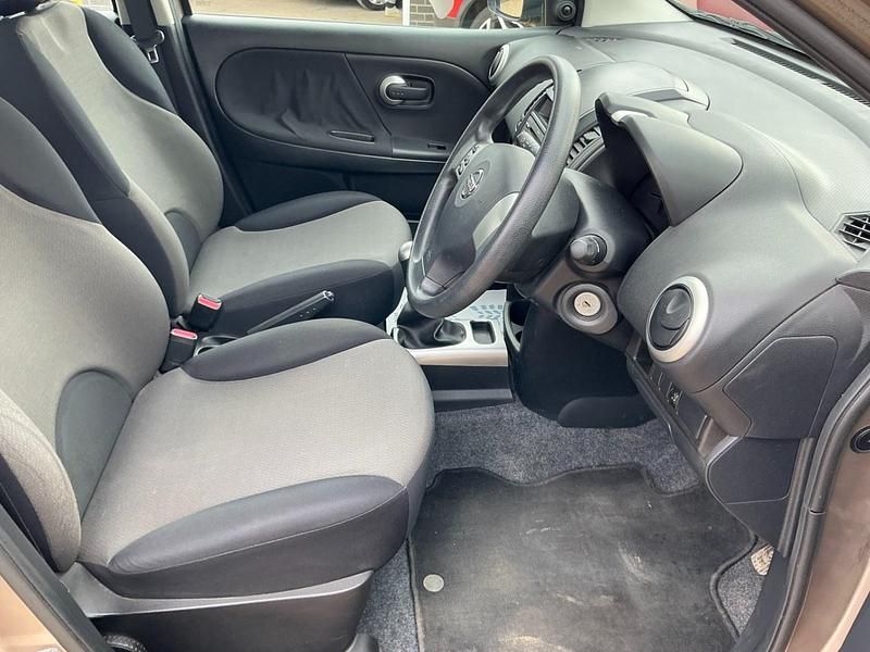 Used Nissan Note Visia 2010 Beige Hatchback