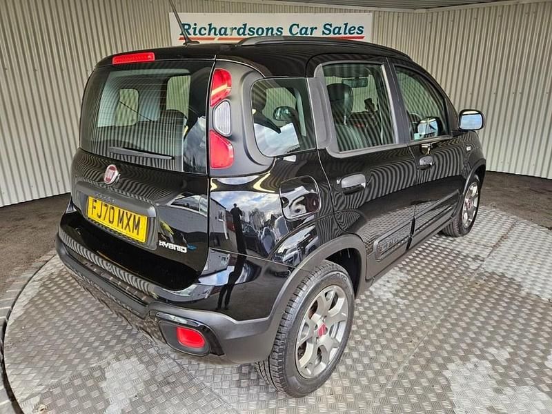 Used Fiat Panda Cross Cross 70 HP (51 kW) 2020 Black Hatchback