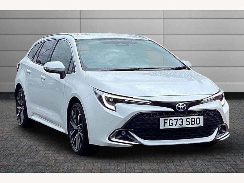 White Used 2023 Toyota Corolla Sport Estate | £26,499 (Fair price) - Image 1/3