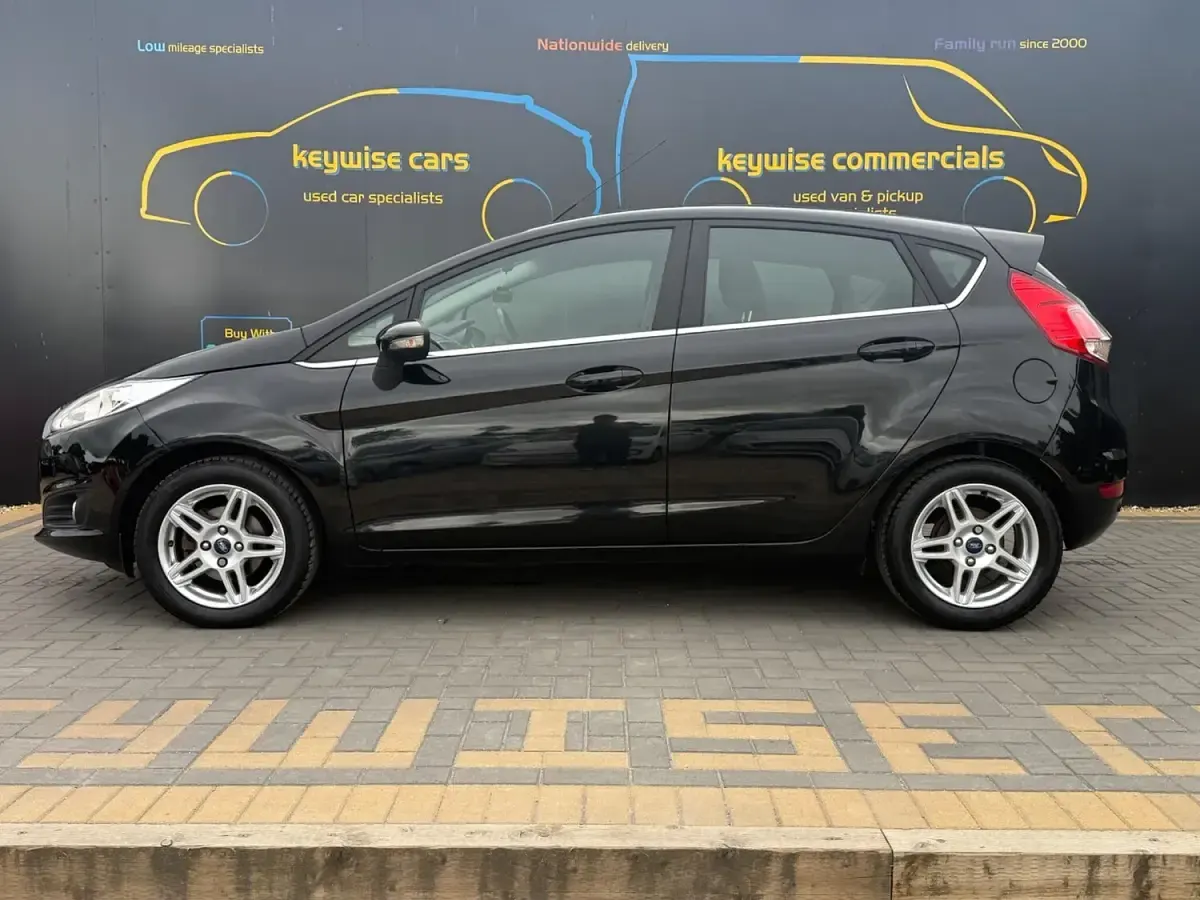 Used Ford Fiesta Zetec 2013 Black Hatchback