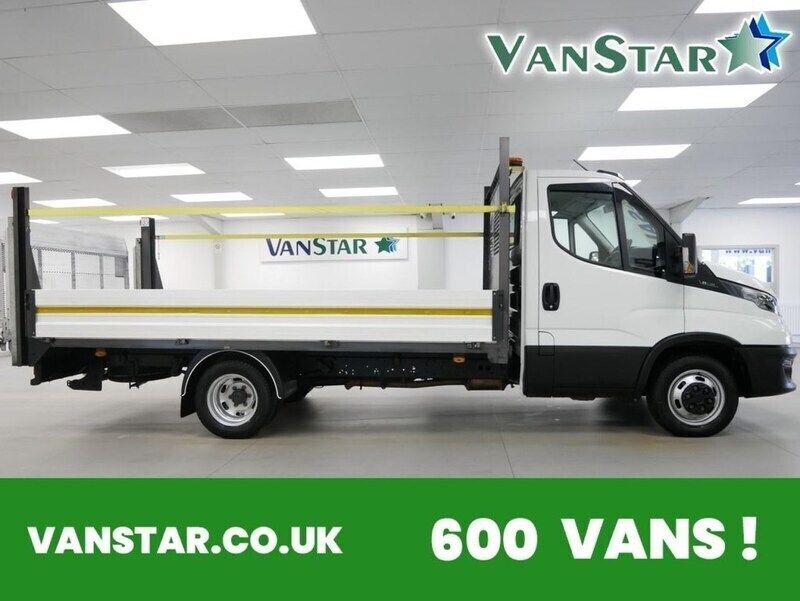 White Used 2023 Iveco Daily | £28,989 - Image 1/4