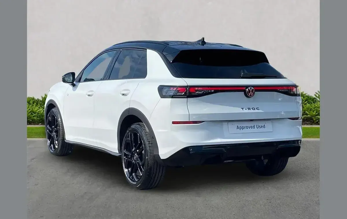 New VW T-Roc R-line 150 HP (110 kW) 2026 White SUV