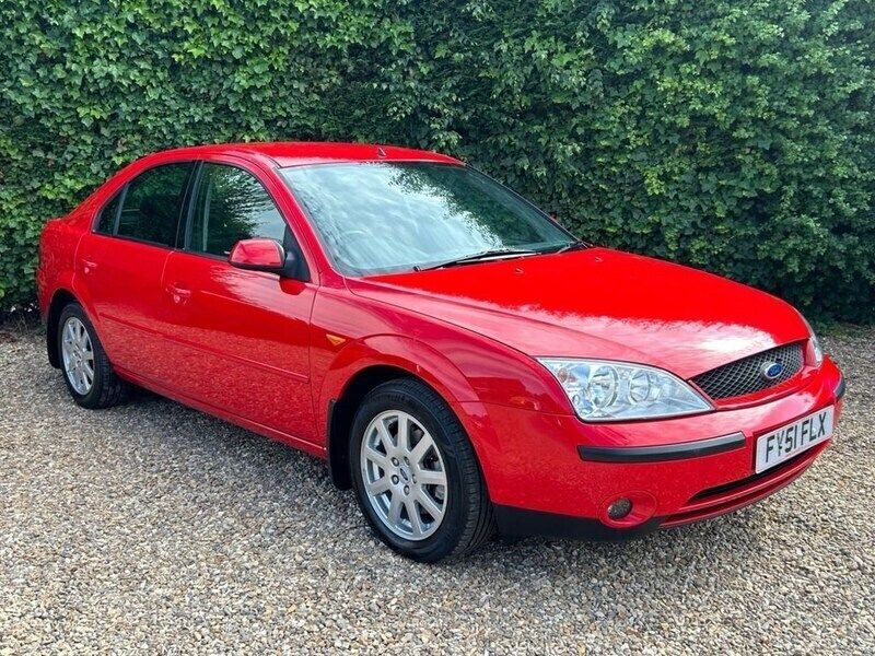 Red Used 2001 Ford Mondeo Zetec Hatchback | £3,999 (A bit pricey) - Image 1/4