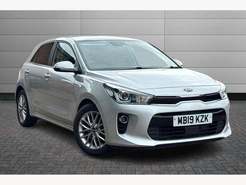 Silver Used 2019 Kia Rio 3 Hatchback | £12,595 (Fair price) - Image 1/4