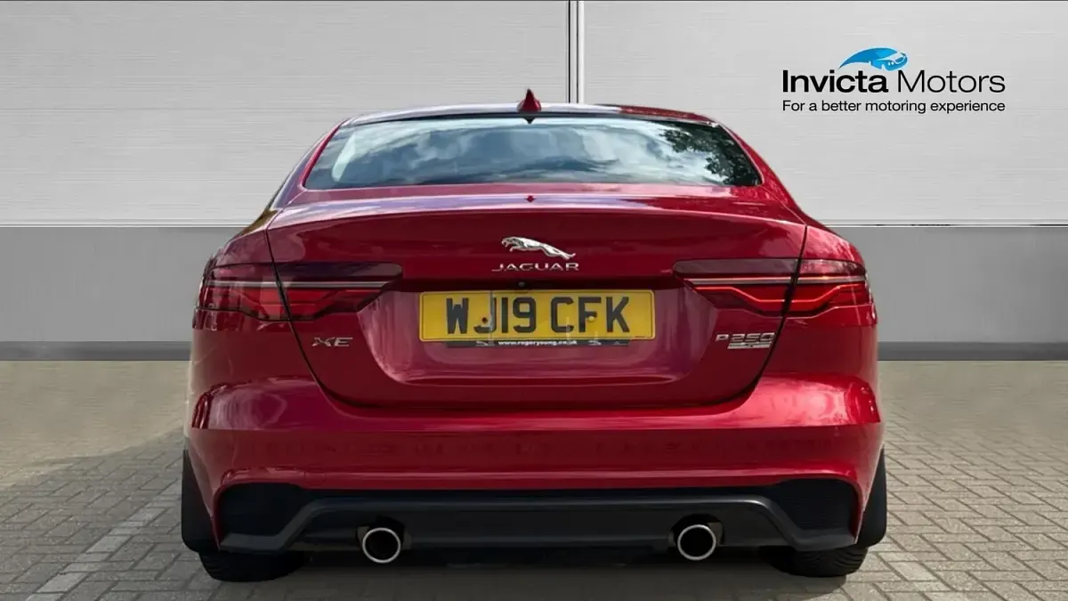 Used Jaguar XE S 250 HP (183 kW) 2019 Red Sedan