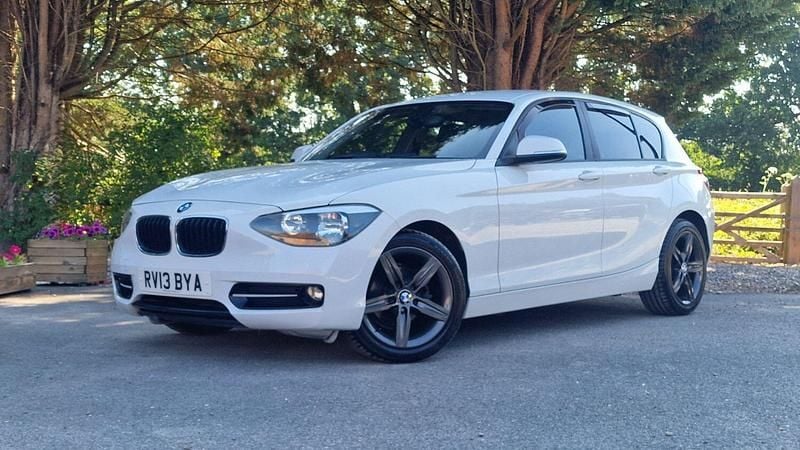 White Used 2013 BMW 114 Sport Line Hatchback | £5,900 (Super price) - Image 1/1