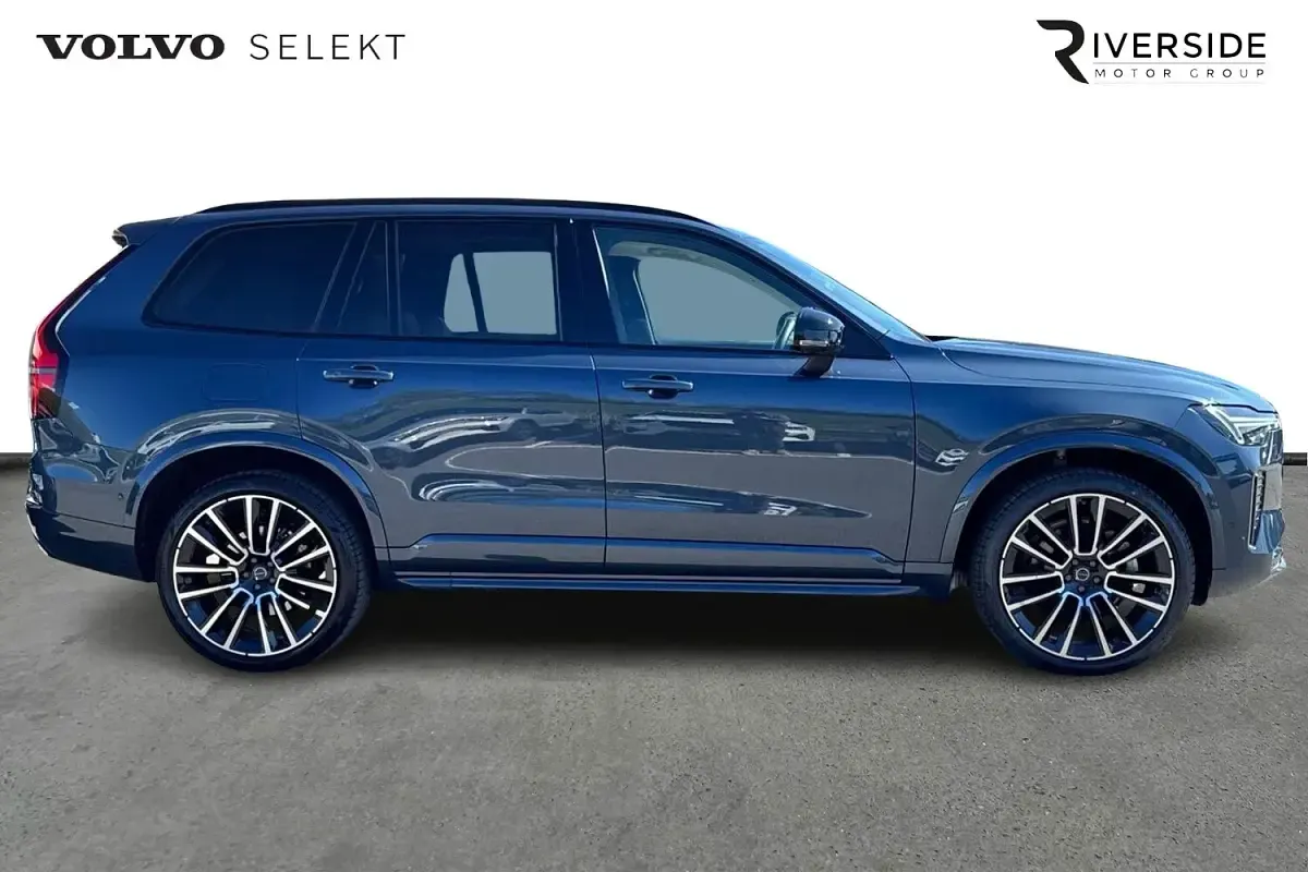 Used Volvo XC90 Ultra 455 HP (334 kW) 2025 Blue SUV
