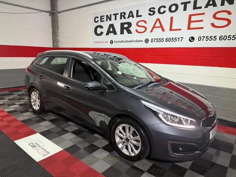 Silver Used 2018 Kia Ceed Hatchback | £8,299 (Good price) - Image 1/4