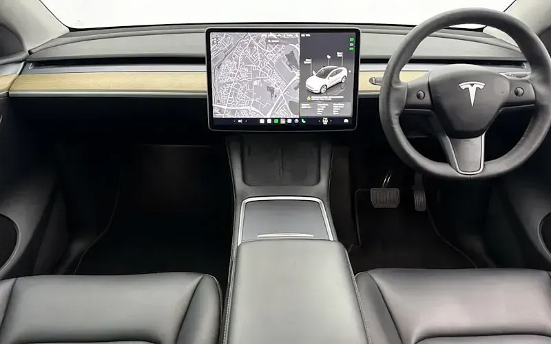 Used Tesla Model Y Long Range AWD 378 kW (514 HP) 2023 White SUV
