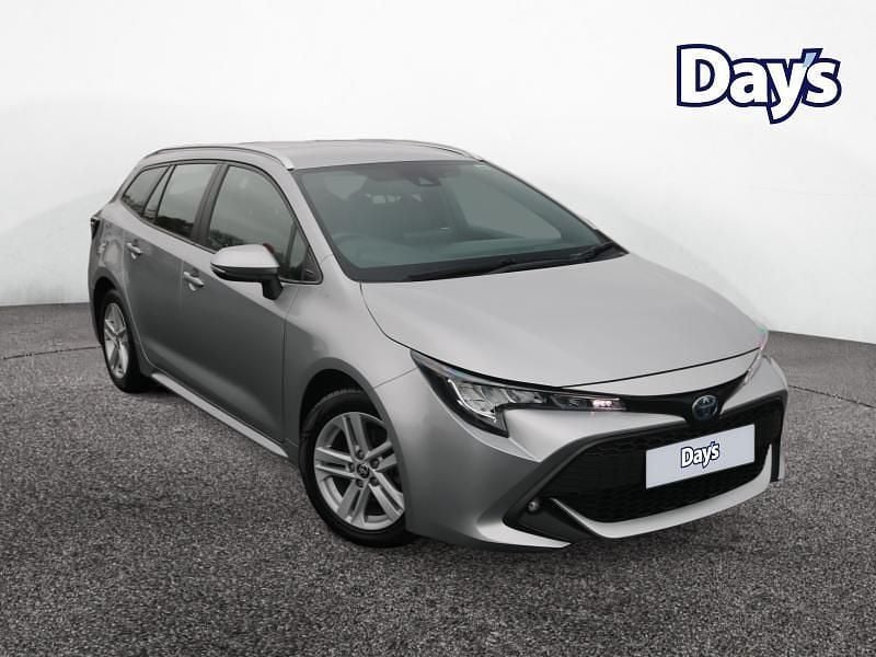 Silver Used 2022 Toyota Corolla Estate | £18,299 (Fair price) - Image 1/4
