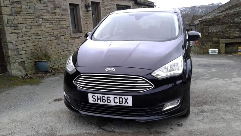 Usado Ford C-MAX Titanium 2016 Preto Monovolume