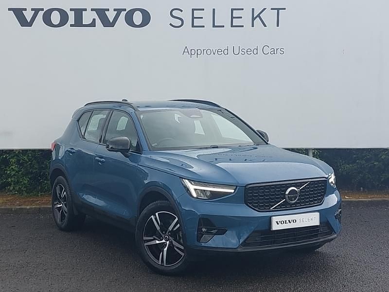 Blue Used 2023 Volvo XC40 Plus SUV | £24,582 (Super price) - Image 1/4