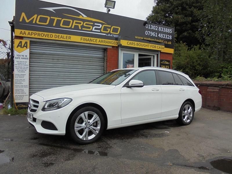White Used 2017 Mercedes C200 Executive Estate | £10,995 (Super price) - Image 1/2