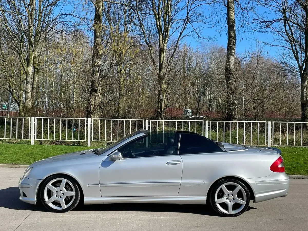 Begagnad Mercedes CLK200 184 HK (135 kW) 2009 Silver Cab