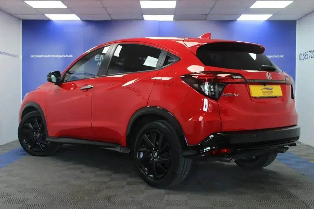 Used Honda HR-V Sport 182 HP (133 kW) 2020 Red SUV