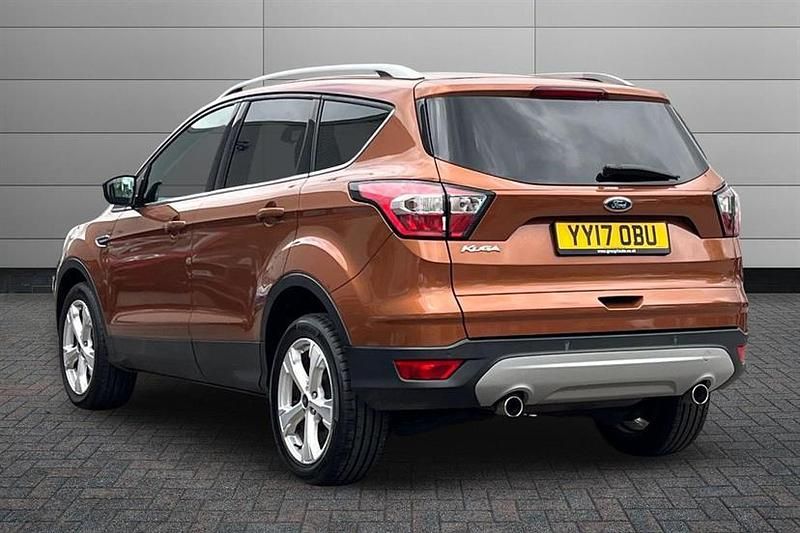 Second-hand Ford Kuga Titanium X 120 CP (88 kW) 2017 Maro SUV