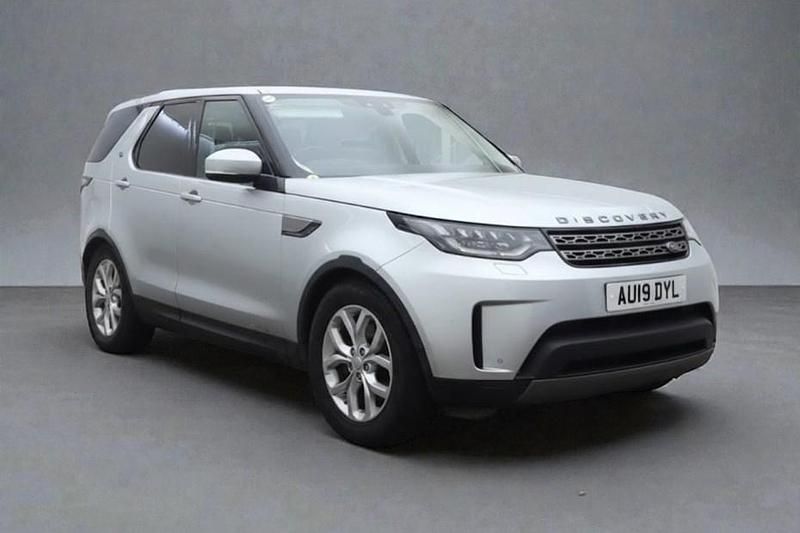 Used Land Rover Discovery 5 SE 240 HP (176 kW) 2019 SUV