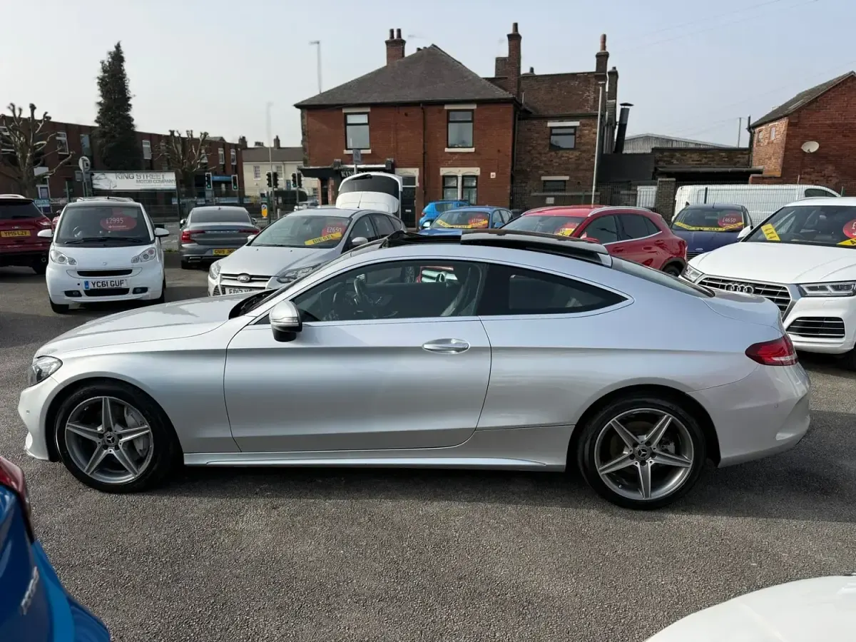 Used Mercedes C250 AMG Line Premium Plus 204 HP (150 kW) 2017 Silver Coupe