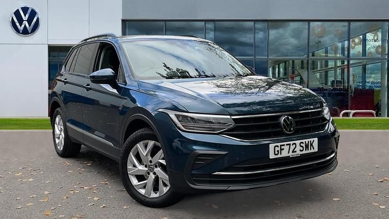 Blue Used 2022 VW Tiguan Life SUV | £18,338 (Super price) - Image 1/4