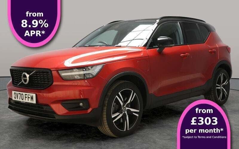 Used 2022 Volvo XC40 R-Design SUV | £20,342 (Super price) - Image 1/3