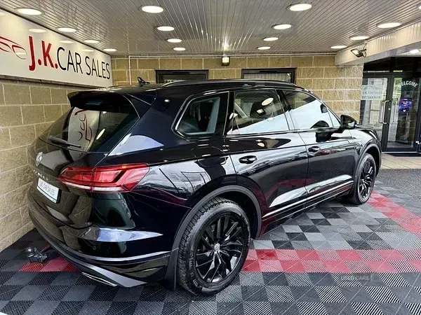Used VW Touareg SEL 231 HP (169 kW) 2019 Black SUV