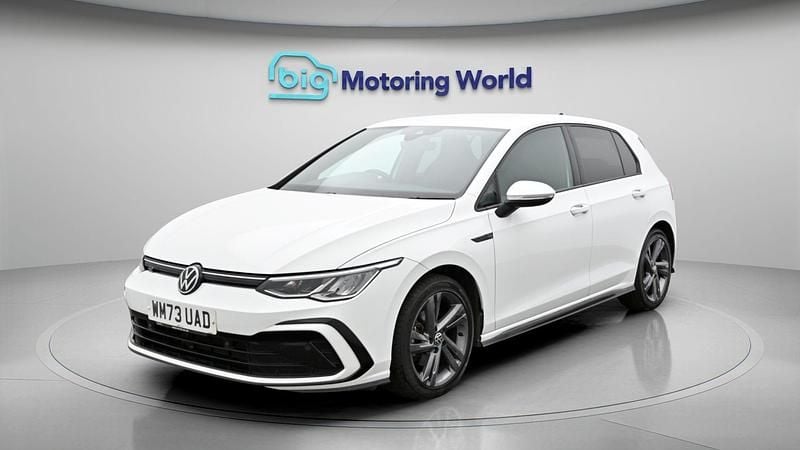 Used VW Golf VIII R-line 148 HP (108 kW) 2024