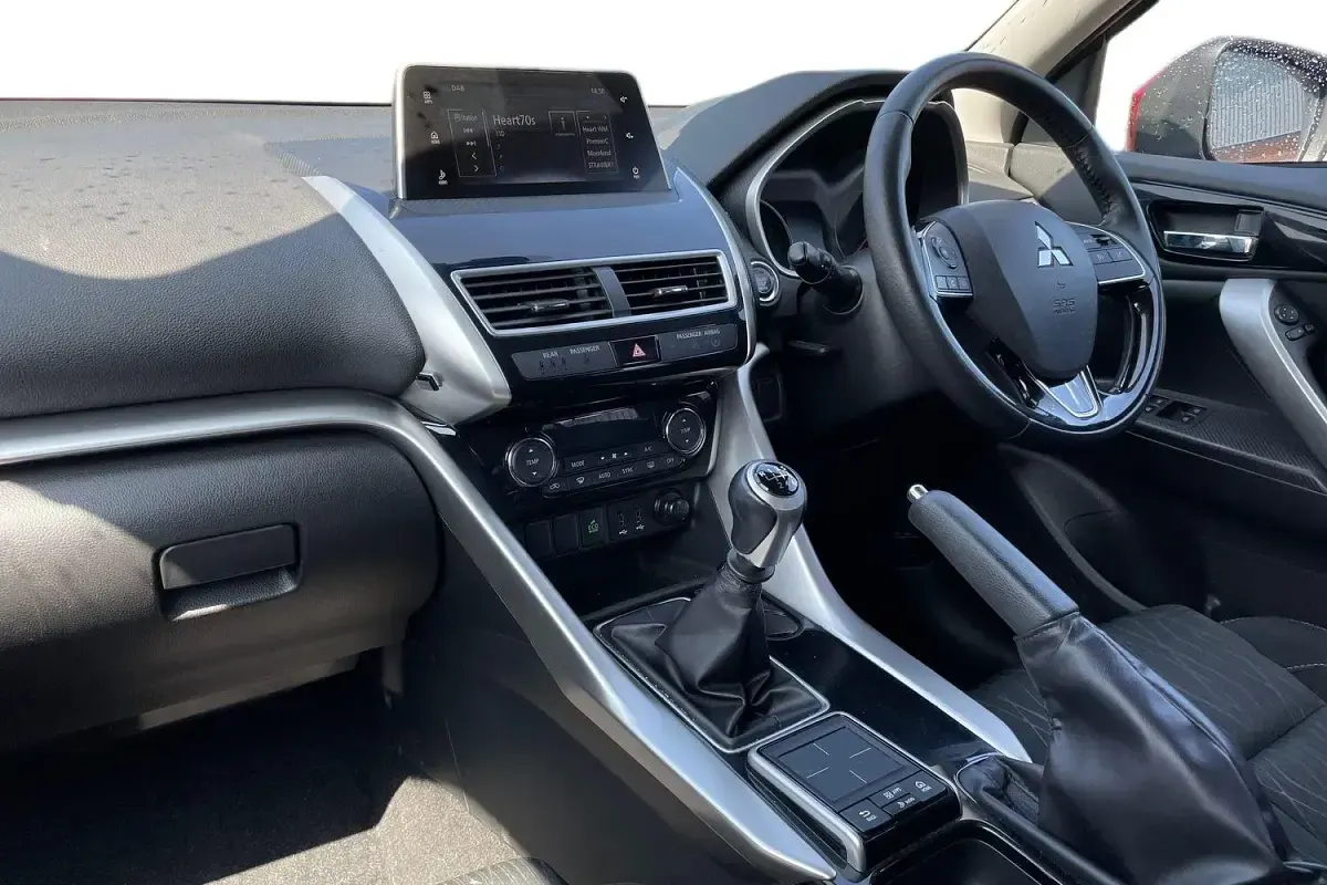 Used Mitsubishi Eclipse Cross 163 HP (119 kW) 2021 Red SUV