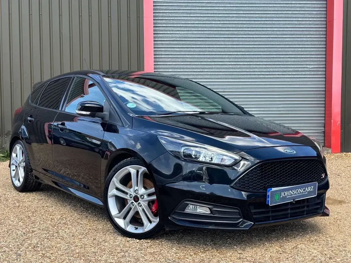 Used Ford Focus ST 2016 Black Hatchback