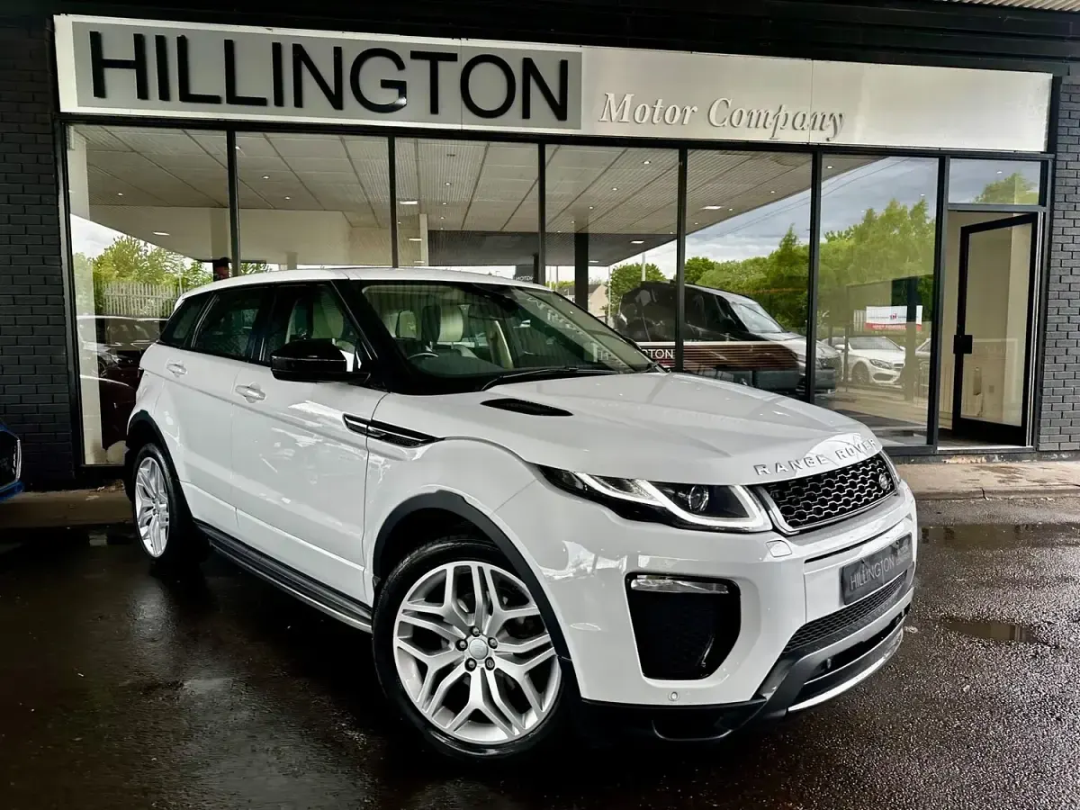 Used Land Rover Range Rover evoque HSE Dynamic 2017 White Estate