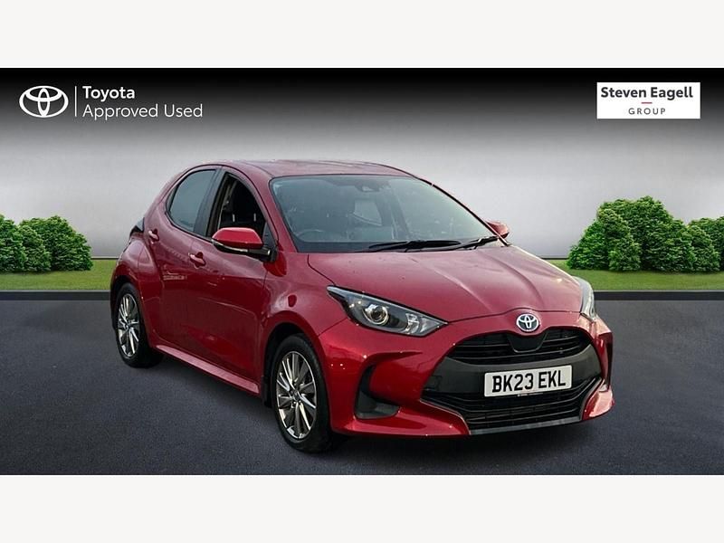 Red Used 2023 Toyota Yaris Hybrid Hatchback | £17,765 (Fair price) - Image 1/3