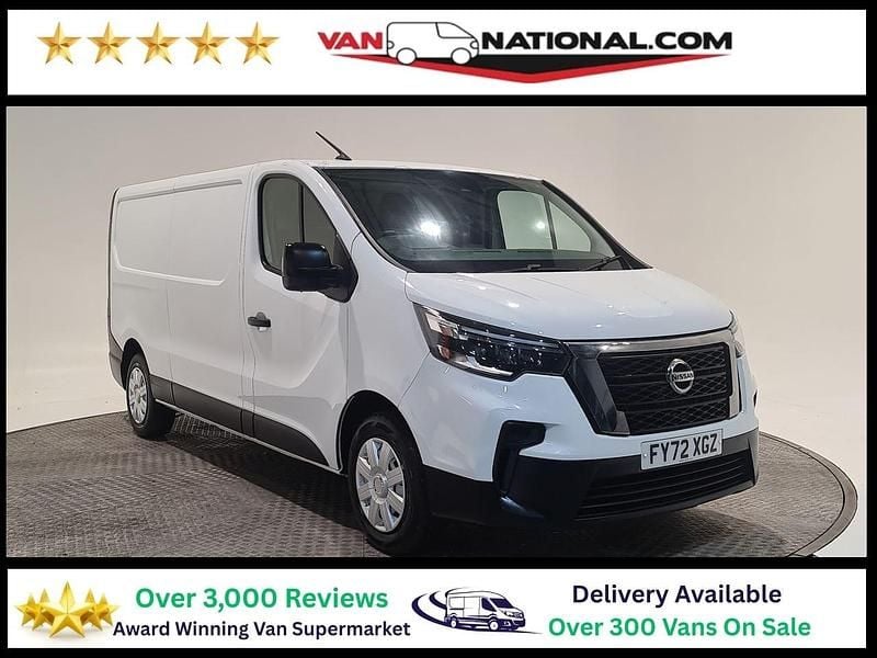White Used 2022 Nissan Primastar Visia MPV | £15,890 (A bit pricey) - Image 1/3