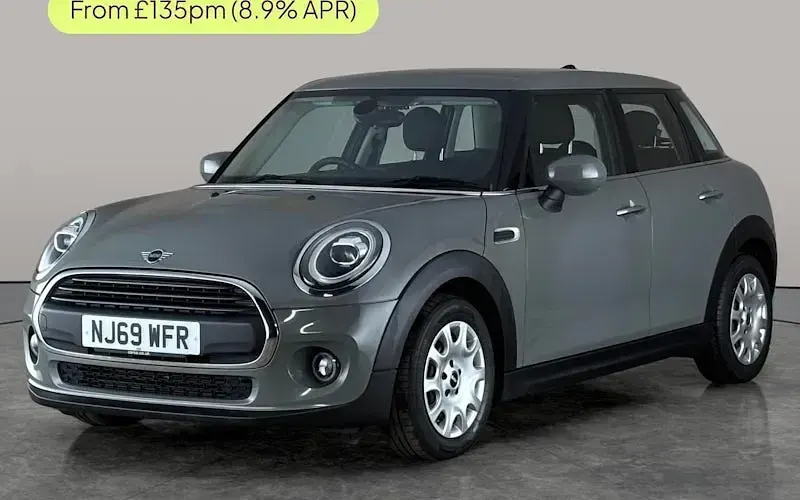 Used Mini ONE Comfort 102 HP (75 kW) 2019 Hatchback