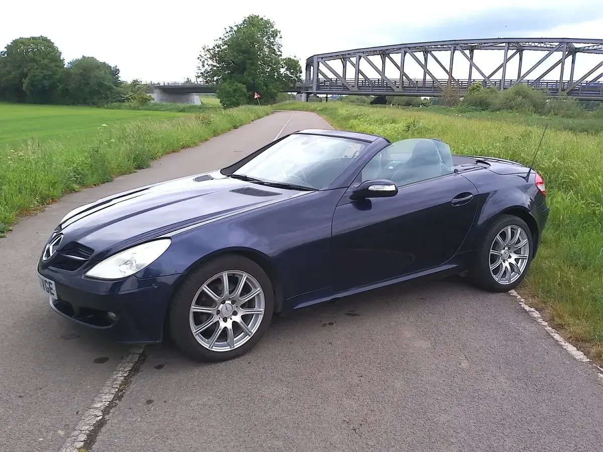 Used Mercedes SLK200 163 HP (119 kW) 2005 Blue Cabriolet