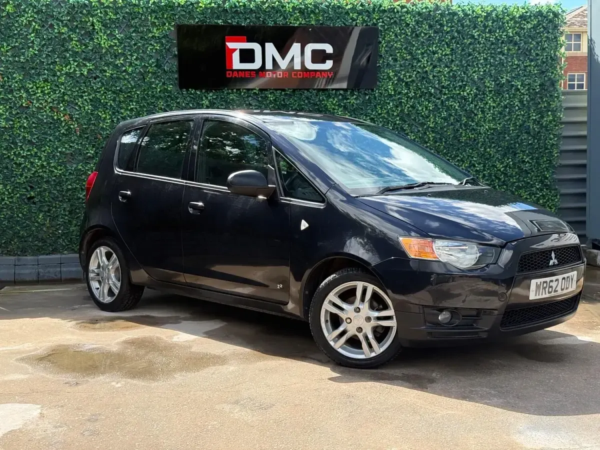 Used Mitsubishi Colt 95 HP (69 kW) 2012 Black Hatchback
