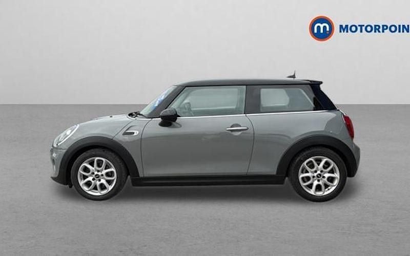 Used Mini Cooper Classic 136 HP (100 kW) 2021 Hatchback