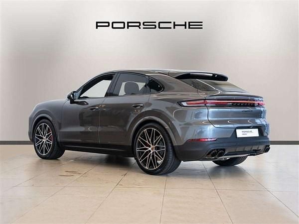 Used Porsche Cayenne S 468 HP (344 kW) 2025 Black SUV