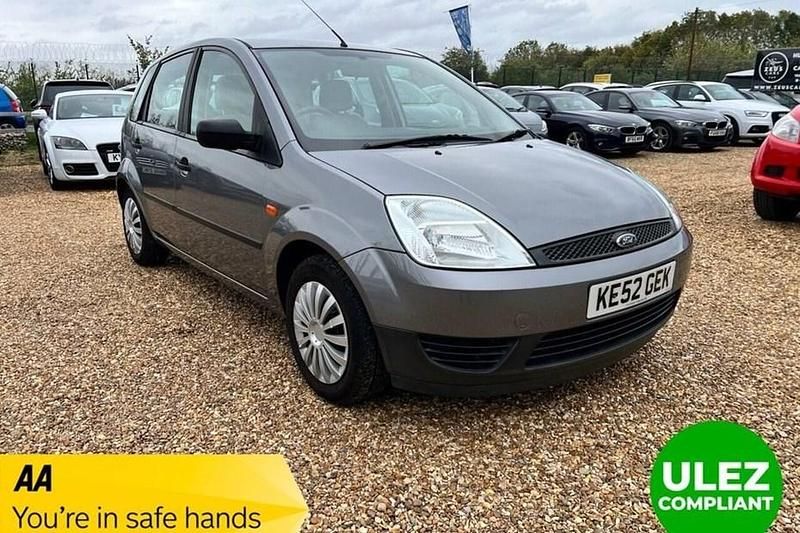 Silver Used 2002 Ford Fiesta Hatchback | £1,650 (Fair price) - Image 1/1