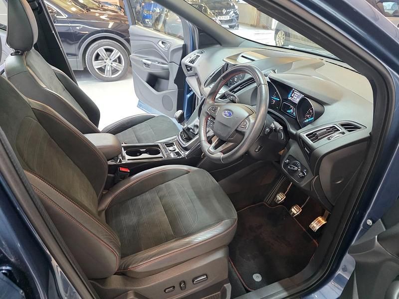 Used Ford Kuga ST-Line X 120 HP (88 kW) 2018 Blue SUV