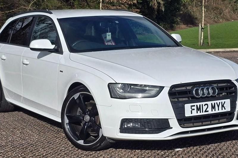 Used Audi A4 Black Edition 143 HP (105 kW) 2012 White Estate