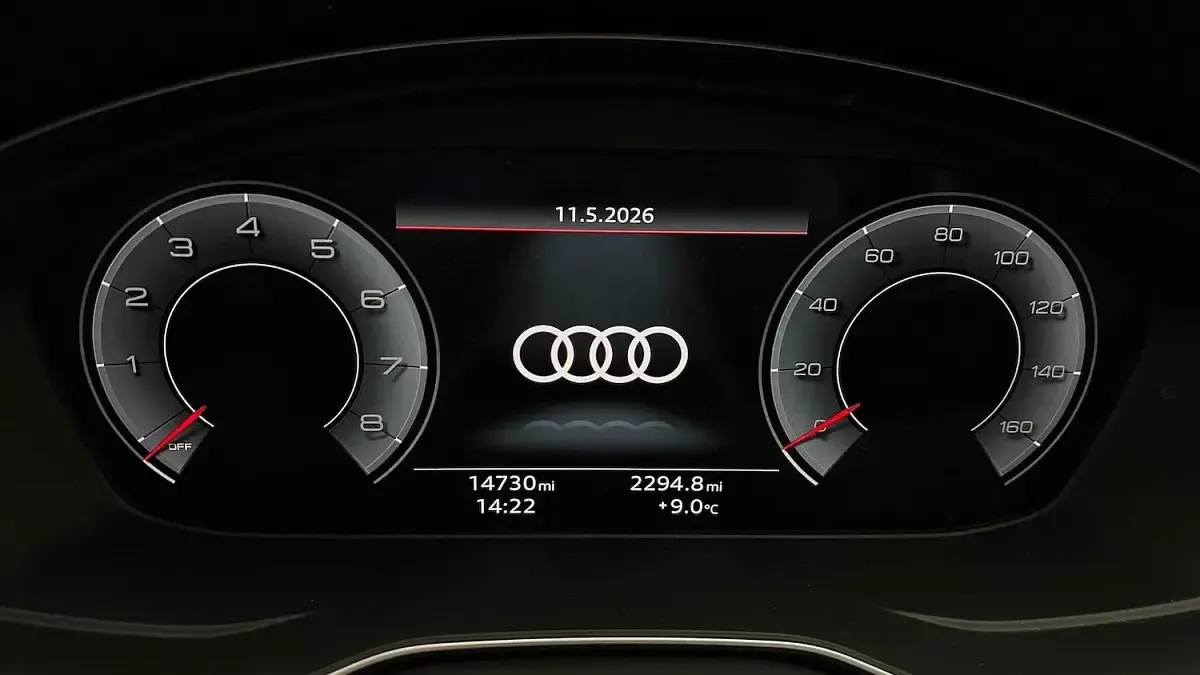 Used Audi A4 S-Line 204 HP (150 kW) 2023 White Estate