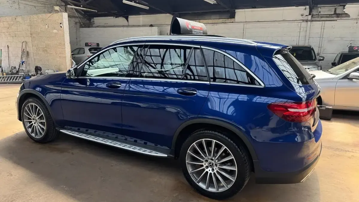 Used Mercedes GLC250 AMG line 204 HP (150 kW) 2018 Blue SUV