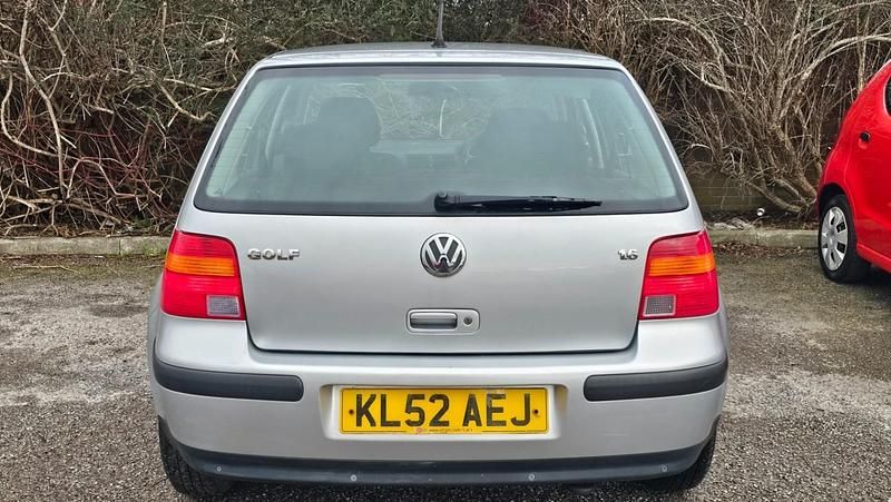 Used VW Golf IV SE 2002 Silver Hatchback