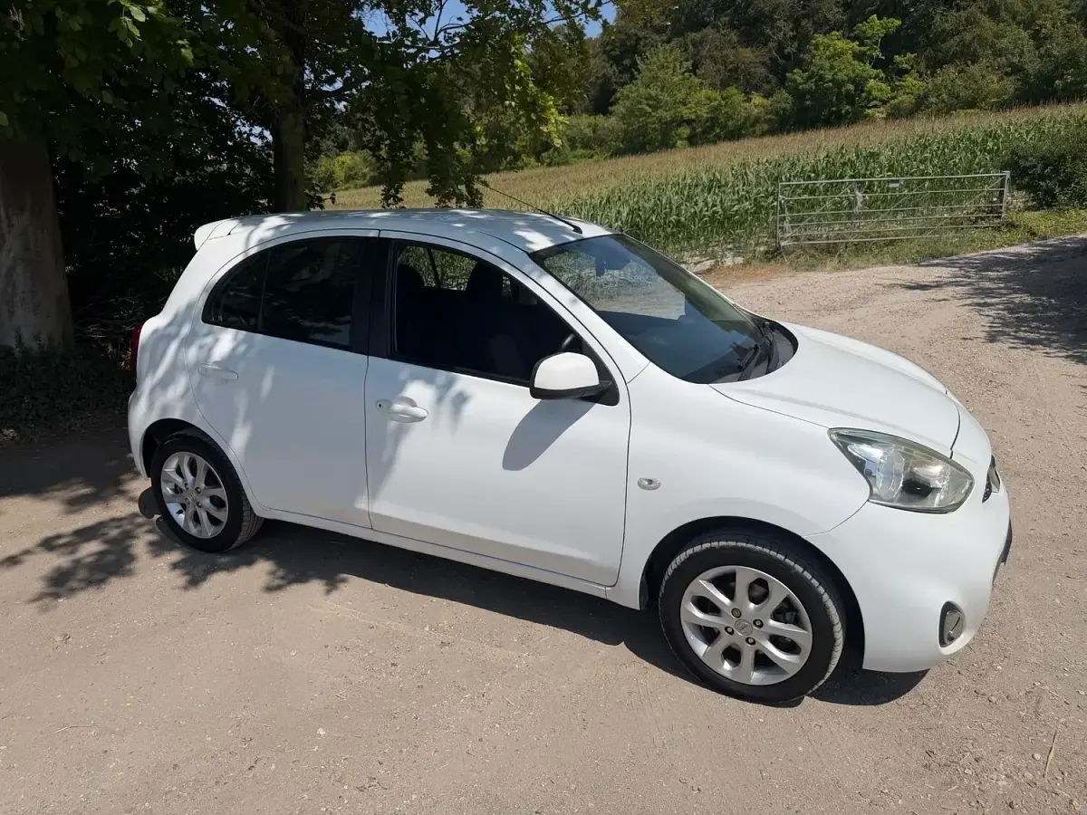 Used Nissan Micra Acenta 80 HP (58 kW) 2014 White Hatchback