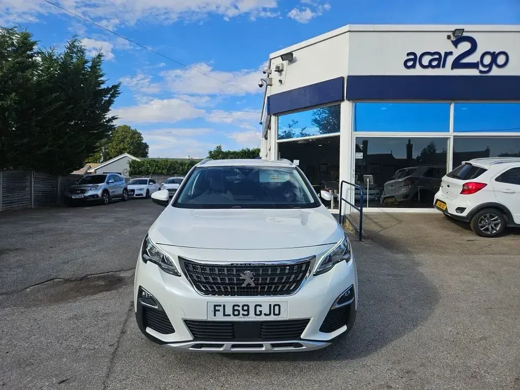 Used Peugeot 3008 Allure 130 HP (95 kW) 2020 White SUV