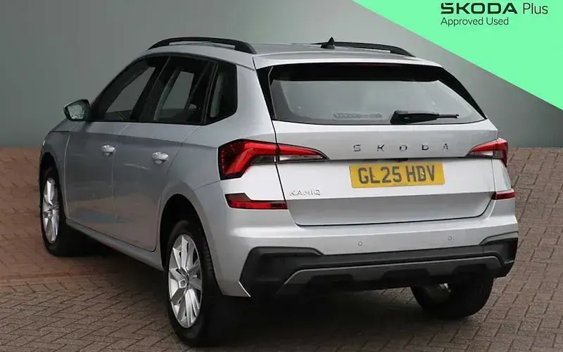 Used Skoda Kamiq SE 95 HP (69 kW) 2025 Brilliant silver metallic SUV