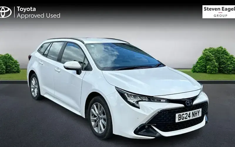 Used Toyota Corolla 140 HP (102 kW) 2026 Estate