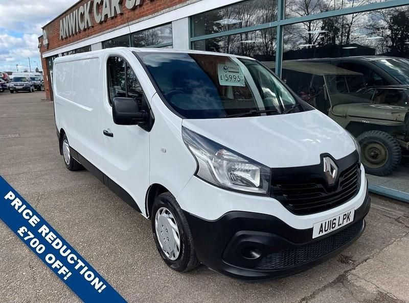 White Used 2016 Renault Trafic Business Van | £5,295 (Good price) - Image 1/4